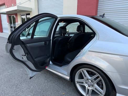 Used 2012 Mercedes-Benz C 250 Sedan image 65
