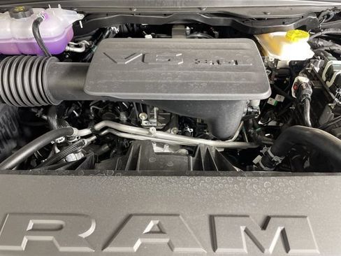 New 2025 RAM 1500 Big Horn AWD/4WD image 40