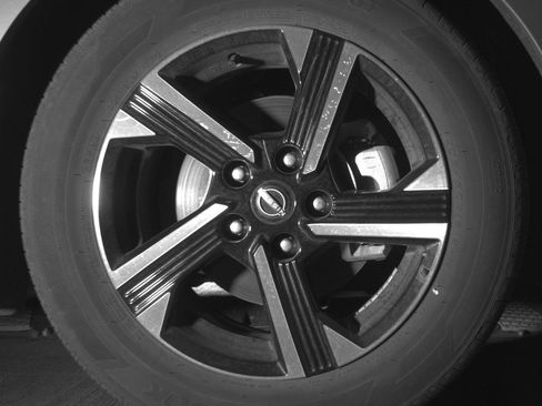 Used 2025 Nissan Sentra SV FWD image 13