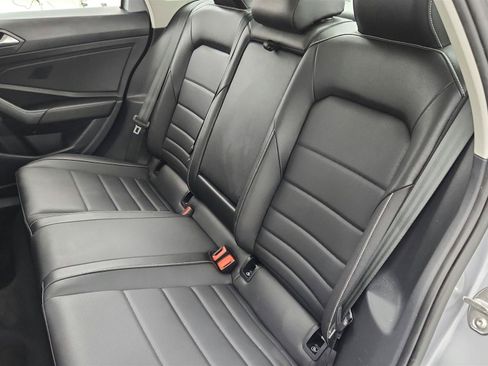 Used 2024 Volkswagen Jetta SE FWD image 38