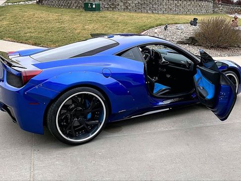 Used 2015 Ferrari 458 Italia Coupe RWD image 35
