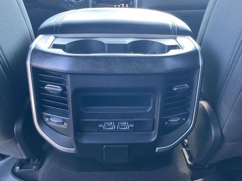 Used 2023 RAM 1500 Big Horn AWD/4WD image 12