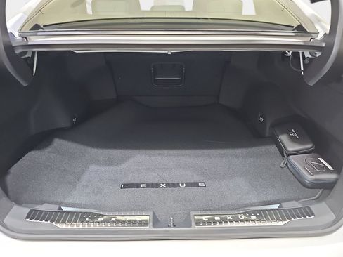 New 2026 Lexus ES 500e w/ Convenience Package AWD/4WD image 14