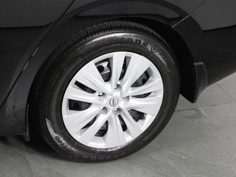 Certified 2024 Nissan Sentra S FWD image 13