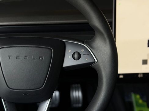 Used 2025 Tesla Model 3 Performance image 20