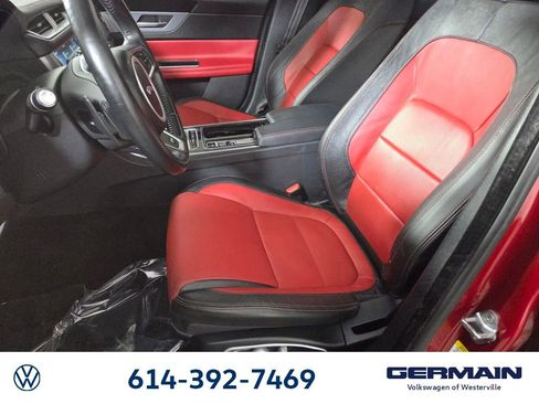 Used 2017 Jaguar XF R-Sport image 15