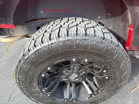 Used 2015 Jeep Wrangler Unlimited Sahara image 4