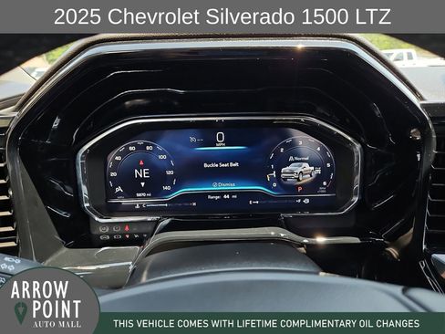 Used 2025 Chevrolet Silverado 1500 LTZ AWD/4WD image 26
