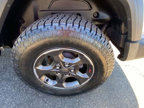 Used 2020 Jeep Wrangler Unlimited Sport image 24