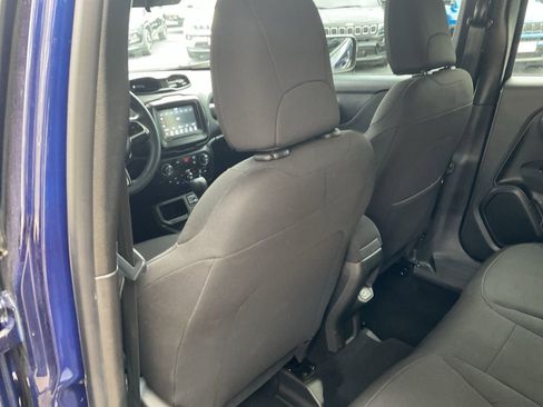 Used 2021 Jeep Renegade Latitude image 37