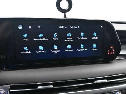 Used 2023 Hyundai Palisade Calligraphy image 16