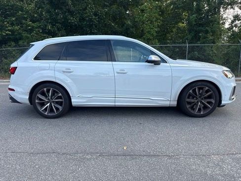 Used 2021 Audi SQ7 Premium Plus w/ Driver Assistance Package AWD/4WD image 12