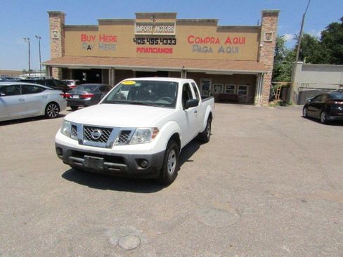 Used 2015 Nissan Frontier S RWD image 14