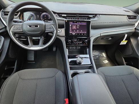 New 2025 Jeep Grand Cherokee L Laredo w/ Luxury Tech Group I image 12