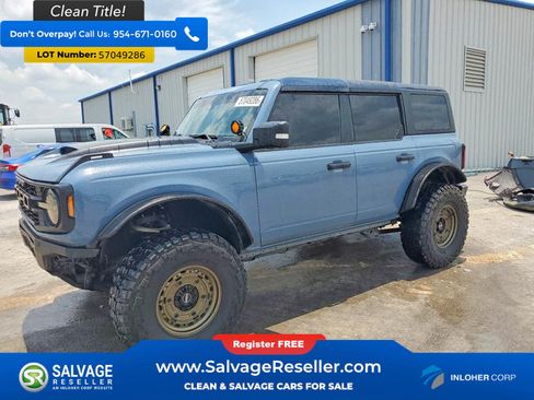 Used 2023 Ford Bronco Wildtrak AWD/4WD image 1