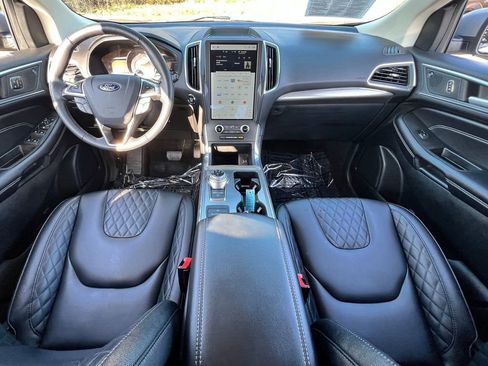 Used 2024 Ford Edge Titanium AWD/4WD image 8