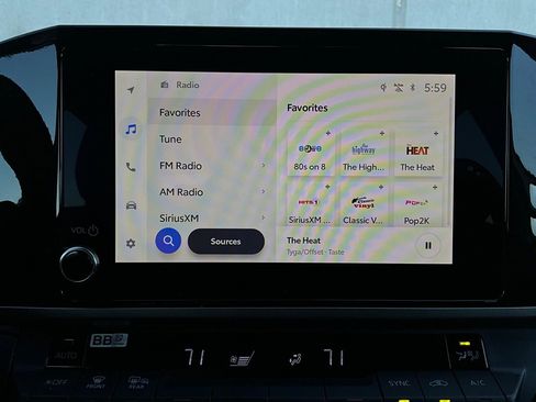 Used 2025 Toyota Camry LE image 29