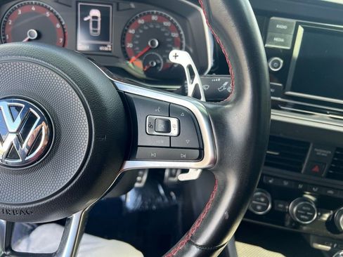 Used 2020 Volkswagen Jetta GLI FWD image 35