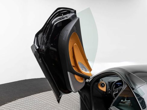 Used 2026 McLaren GTS RWD image 21