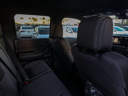 New 2026 Nissan Frontier SV image 16