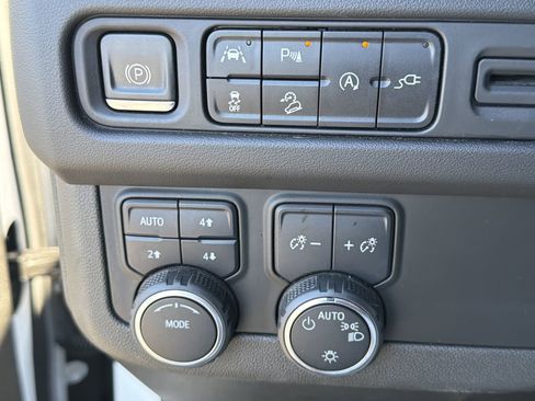 Used 2022 Chevrolet Tahoe Premier image 14