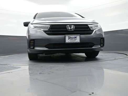 Certified 2024 Honda Odyssey EX-L image 29