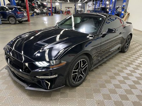 Used 2020 Ford Mustang GT image 6