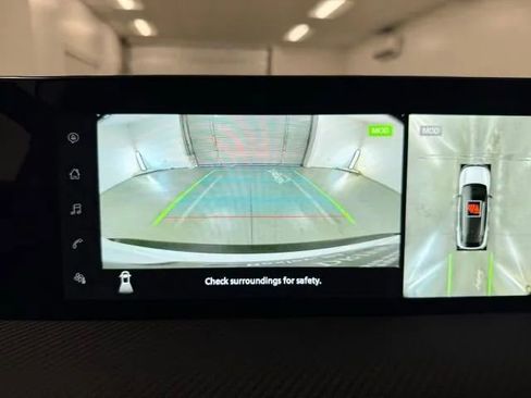 New 2025 Nissan Kicks SR image 21