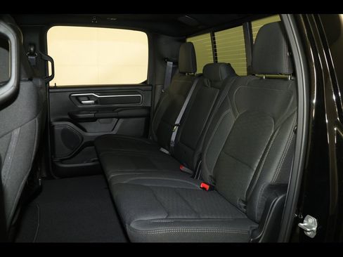 New 2026 RAM 1500 4x4 Crew Cab image 23