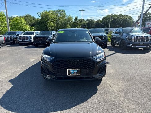 Used 2023 Audi Q5 2.0T Premium Plus w/ Premium Plus Package AWD/4WD image 8