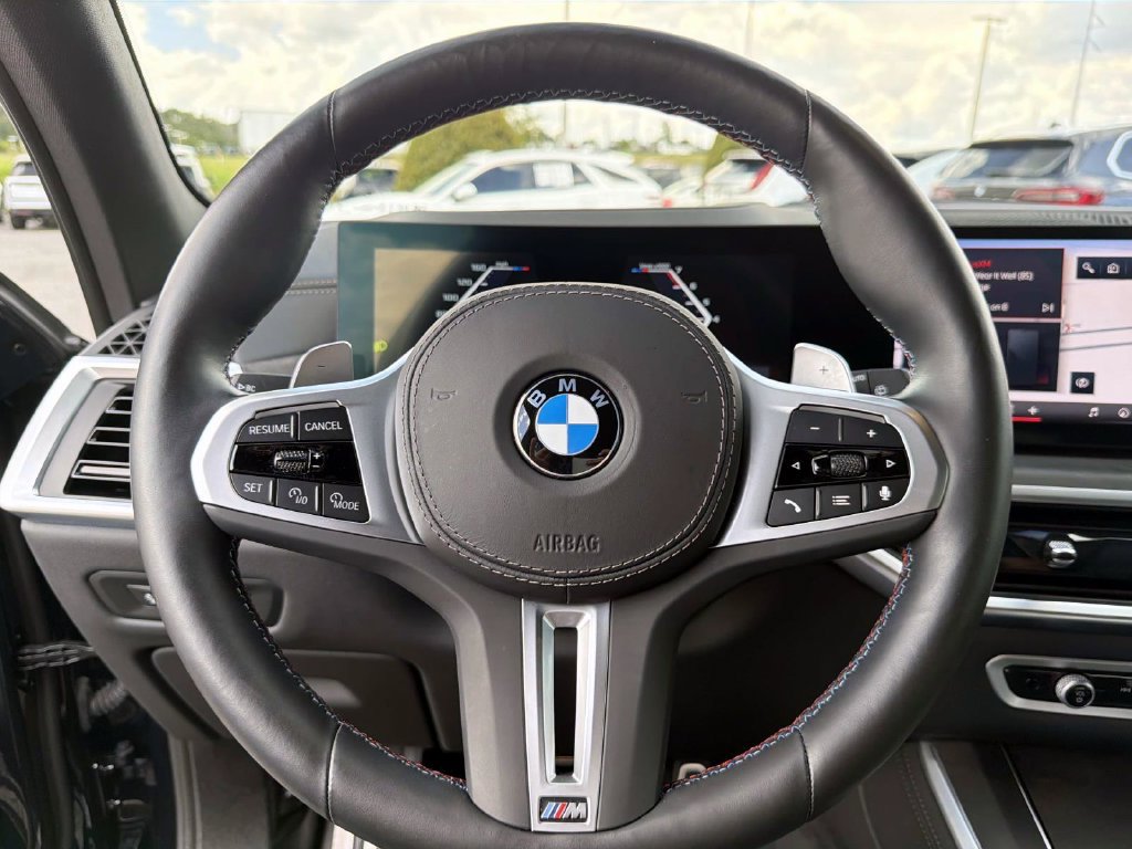 Used 2025 BMW X5 M60i AWD/4WD image 27