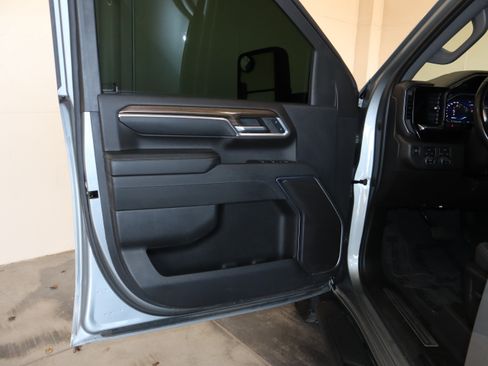 Used 2024 Chevrolet Silverado 2500 LT AWD/4WD image 32