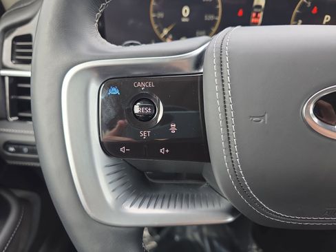 Certified 2025 INFINITI QX80 Sensory AWD/4WD image 17