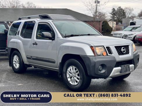 Used 2014 Nissan Xterra S AWD/4WD image 3