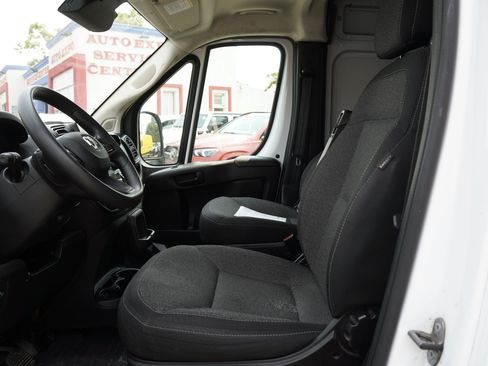Used 2023 RAM ProMaster 2500 FWD image 18
