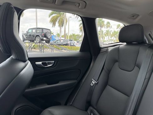 Used 2023 Volvo XC60 B5 Plus w/ Climate Package AWD/4WD image 13
