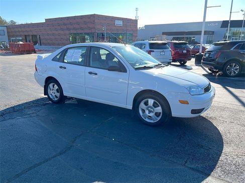 Used 2007 Ford Focus S image 1