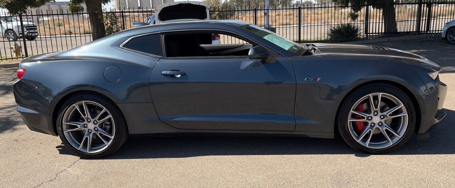 Used 2022 Chevrolet Camaro LT w/ Technology Package RWD image 4