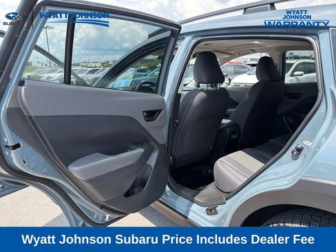 Used 2025 Subaru Crosstrek 2.5i Premium AWD/4WD image 30
