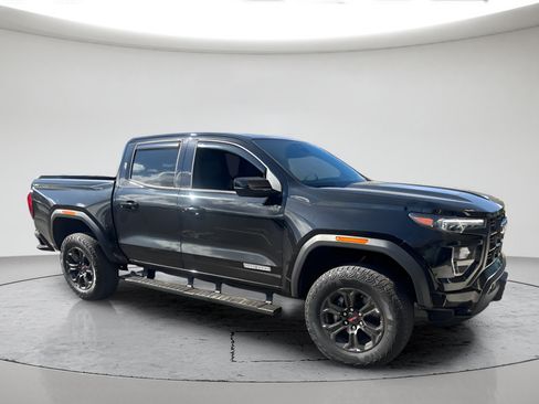 Used 2024 GMC Canyon Elevation w/ Elevation Premium Package AWD/4WD image 1