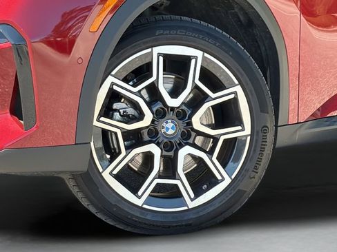 Certified 2025 BMW X2 xDrive28i w/ Premium Package AWD/4WD image 6