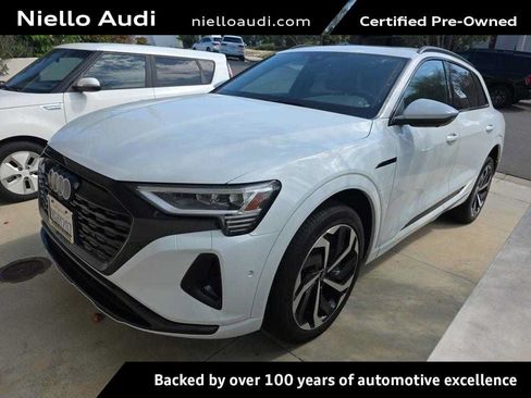 Used 2024 Audi Q8 e-tron Premium Plus w/ Premium Plus Package AWD/4WD image 1
