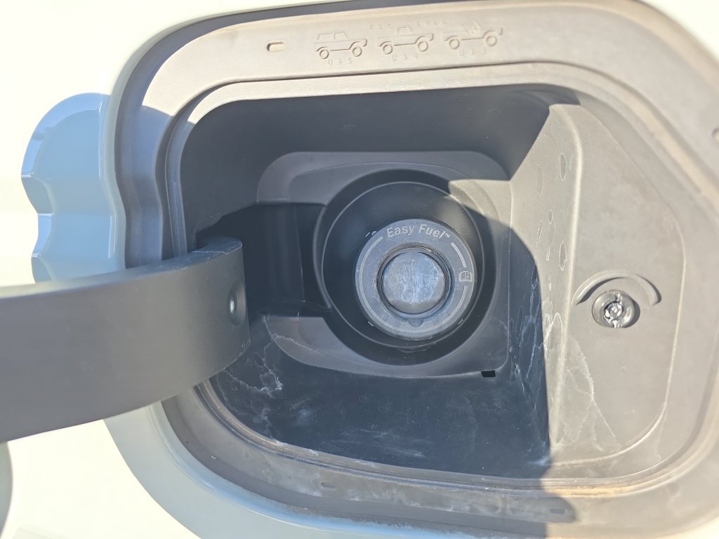 Used 2022 Ford Bronco Outer Banks AWD/4WD image 14