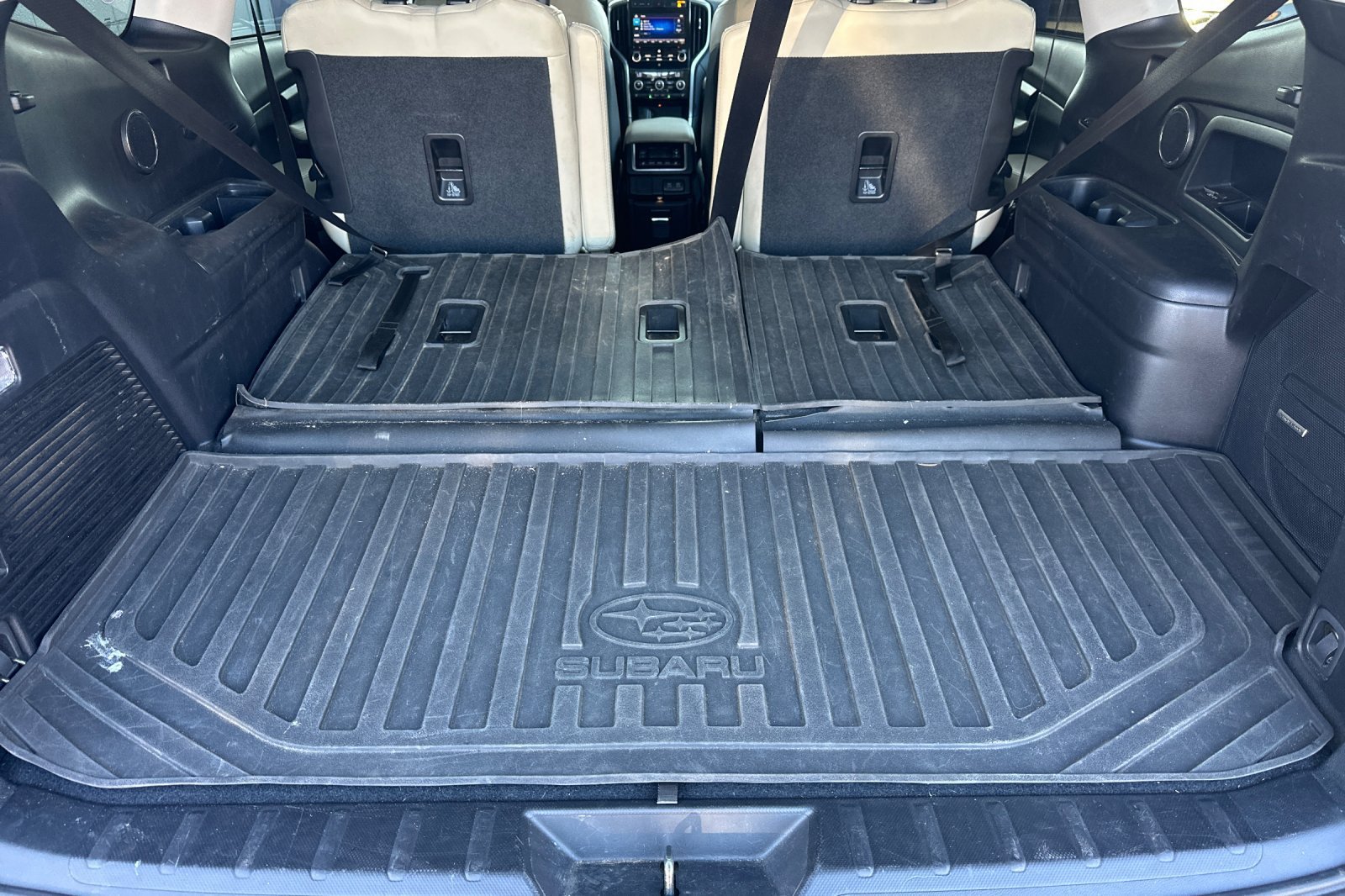 Used 2022 Subaru Ascent Limited w/ Technology Package AWD/4WD image 21