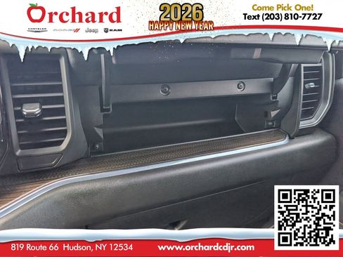 Used 2024 Chevrolet Silverado 1500 LT image 39