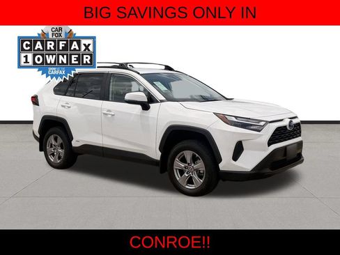 Used 2024 Toyota RAV4 LE AWD/4WD image 3
