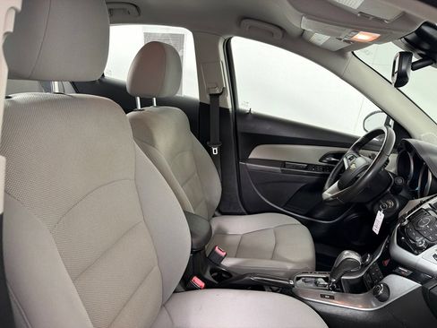 Used 2013 Chevrolet Cruze LT w/ Enhanced Safety Package image 21