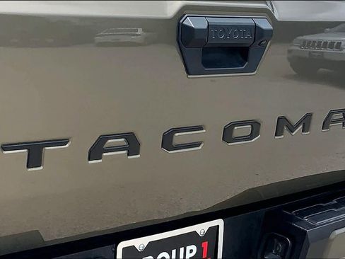 Used 2024 Toyota Tacoma TRD Sport RWD image 30