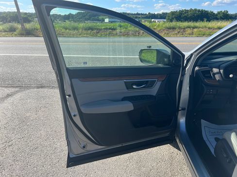 Used 2018 Honda CR-V EX-L image 15