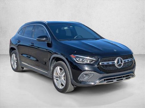 Used 2023 Mercedes-Benz GLA 250 4MATIC image 3